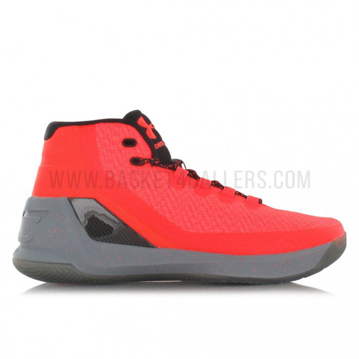 Under Armour Curry 3 Red Hot Santa