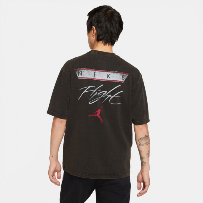 black jordan shirt