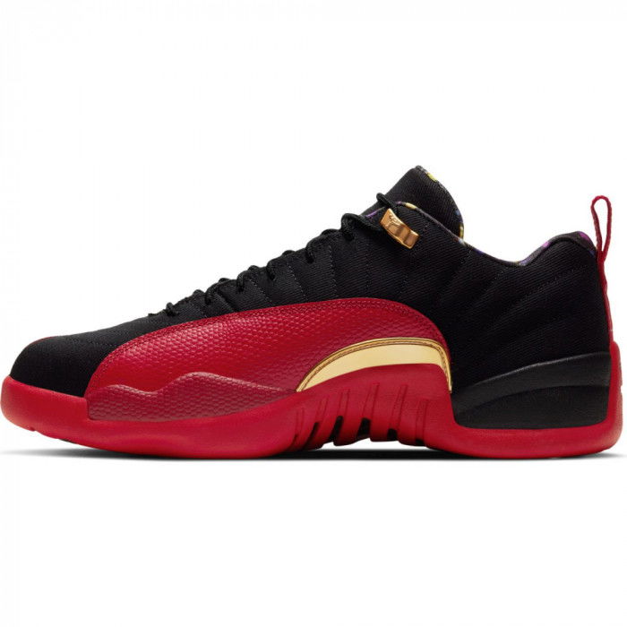 Air Jordan 12 low SE Super Bowl LV image n°7