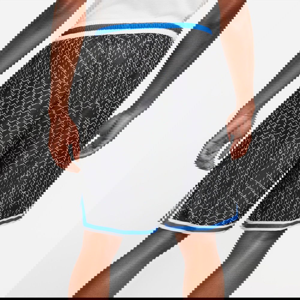 nike dna city exploration shorts