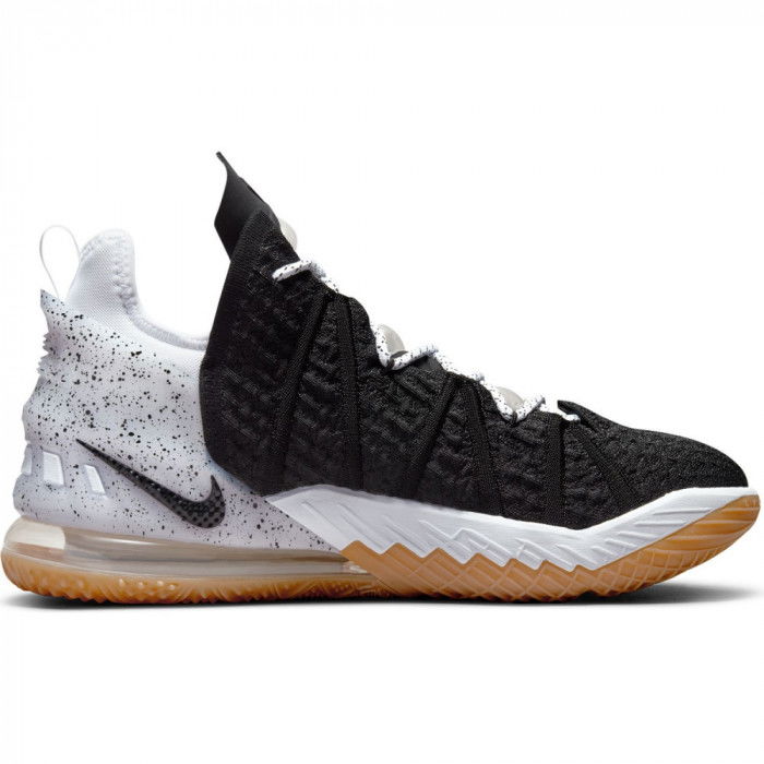 Nike LeBron 18 Checkmate image n°2