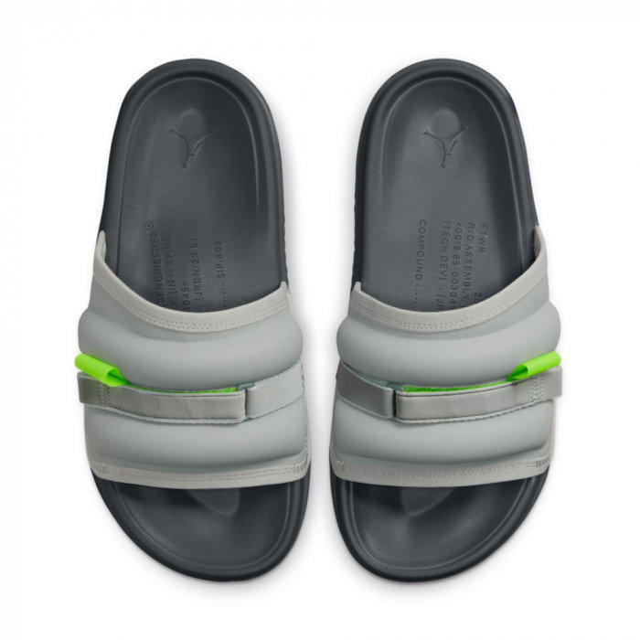 Jordan Super Play silver/green bean-flint grey