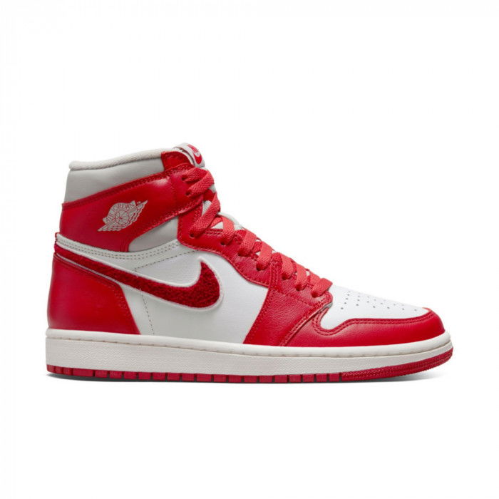 air jordan 1 retro varsity red