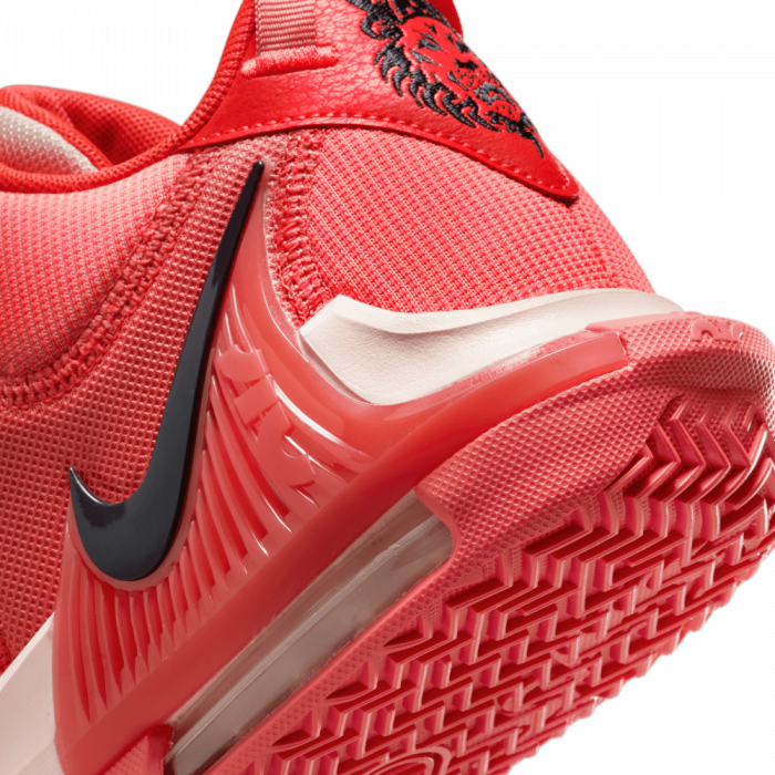 Nike Lebron Witness 7 Bright Crimson image n°6
