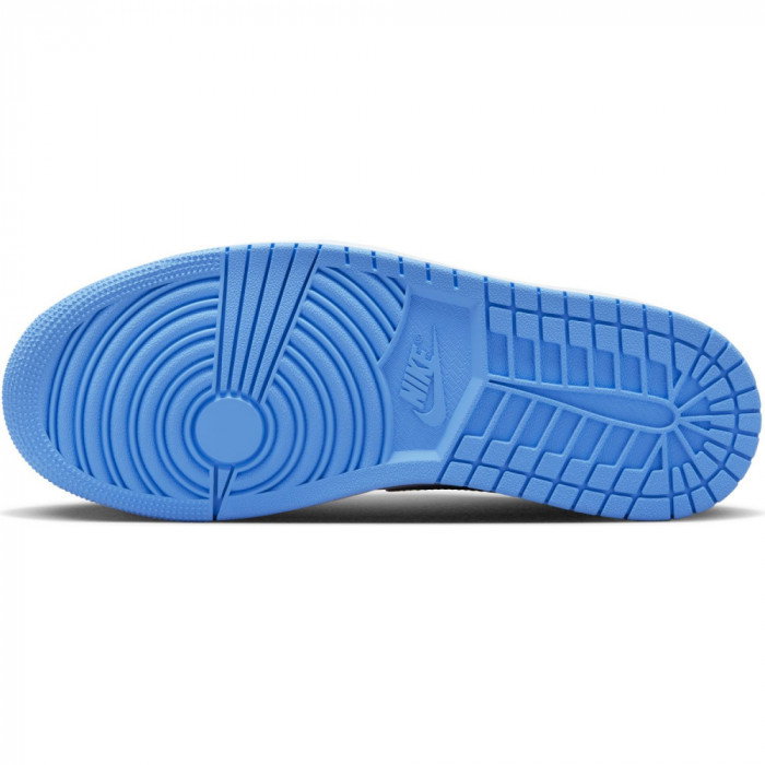 Air Jordan 1 Retro High OG UNC