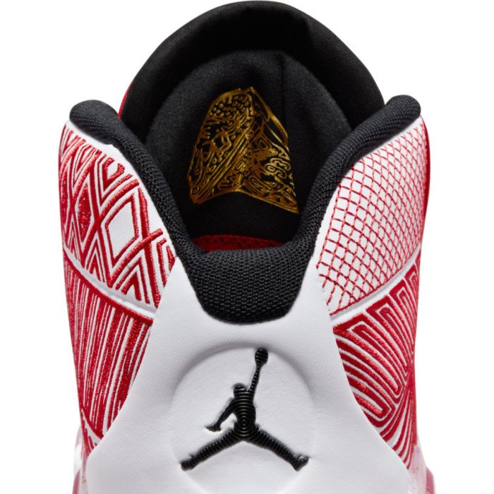 Air Jordan Xxxviii white/black-university red-metallic gold image n°11