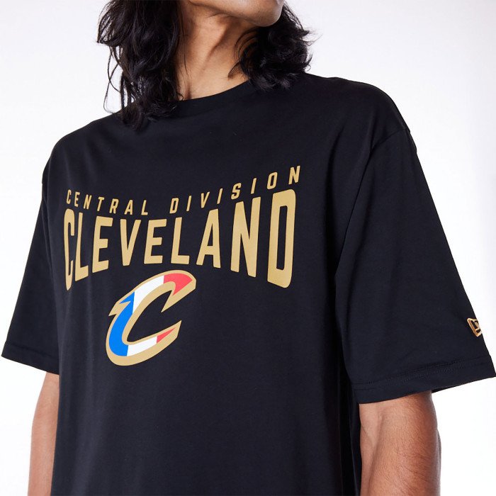 T-Shirt New Era NBA Paris Game Clevland Cavaliers image n°3