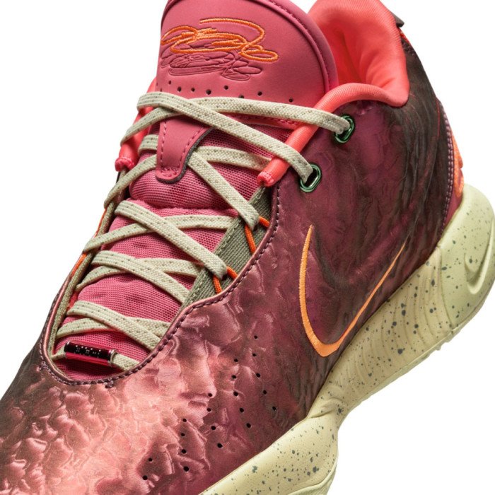 Nike Lebron 21 Queen Conch image n°9