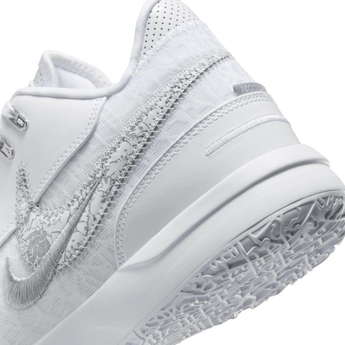 Nike Lebron NXXT Gen AMPD White Out image n°8