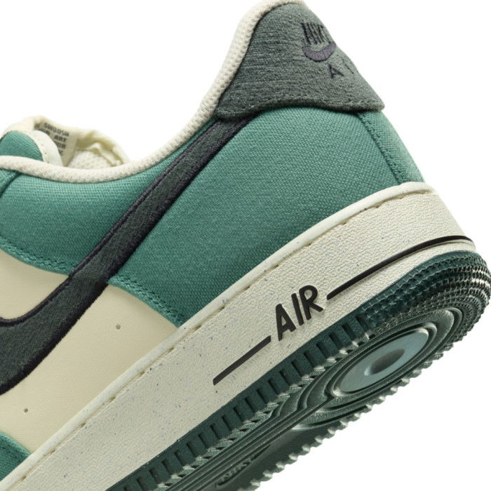 Nike Air Force 1 '07 LV8 Doodle Green image n°10