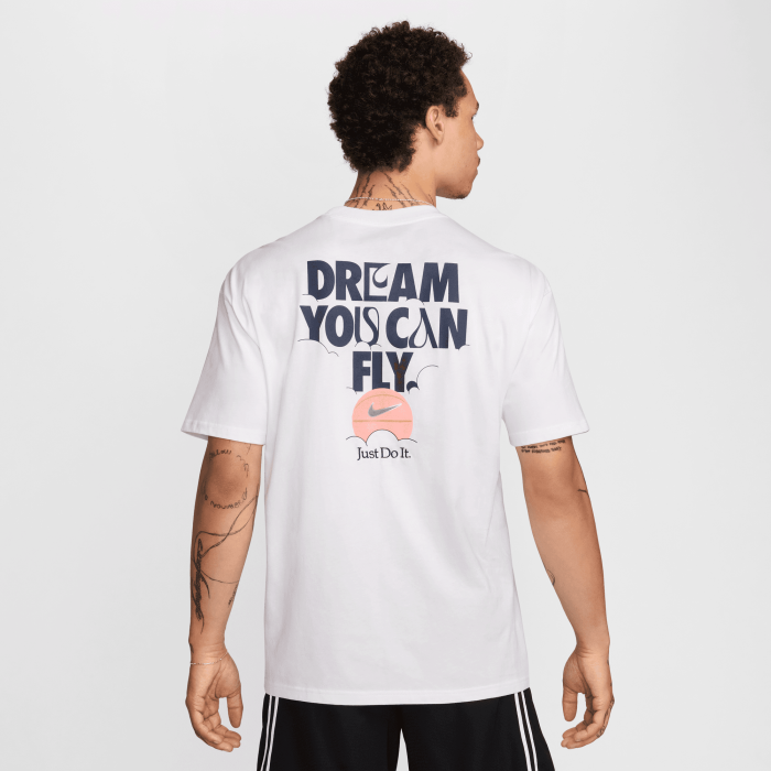 T-shirt Nike "Dream You Can Fly" white image n°1