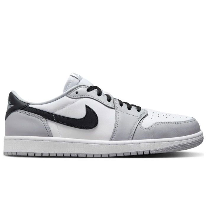 Air Jordan 1 Low OG Barons image n°10