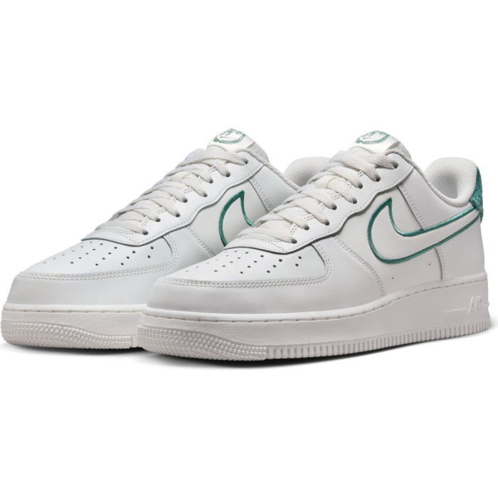 Nike Air Force 1 '07 LV8 Low Resort and Sport image n°5