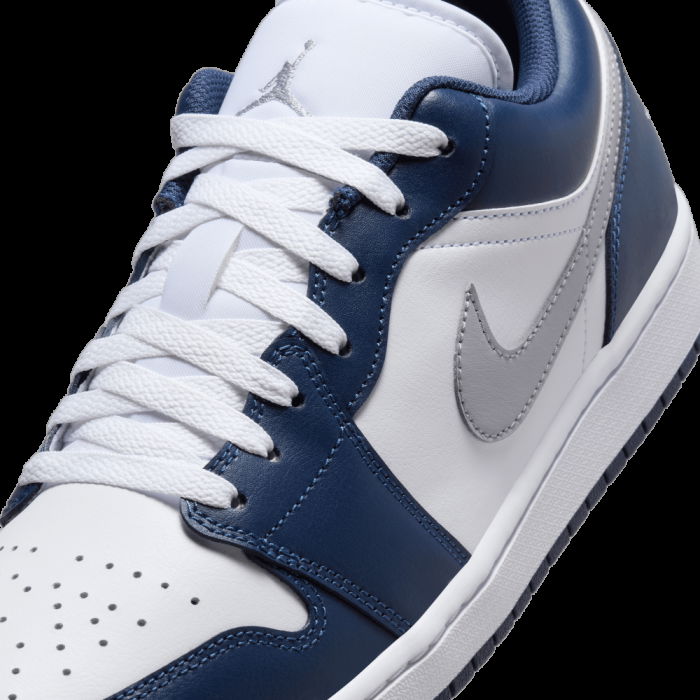 Air Jordan 1 Low Midnight Navy image n°4