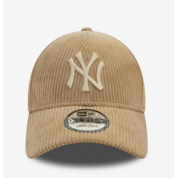 Casquette New Era New York Yankees Velour 9Forty Beige image n°2