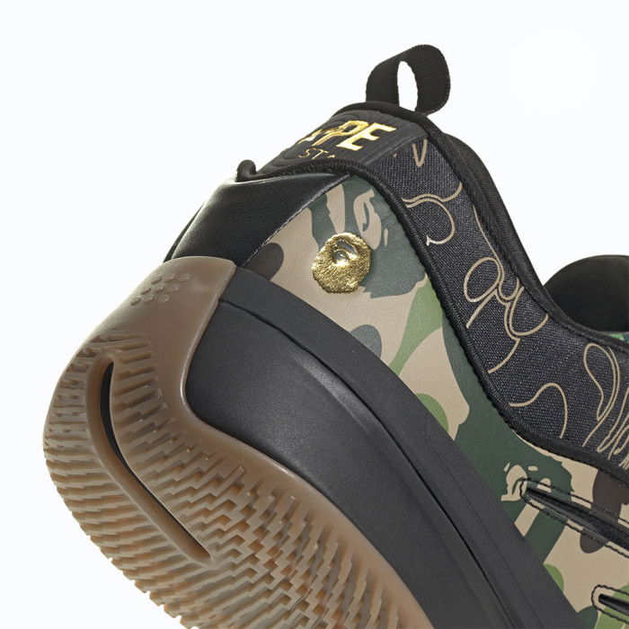 adidas BAPE x Dame 9 image n°7