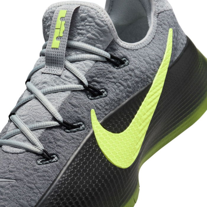 Nike Lebron TR 1 image n°9