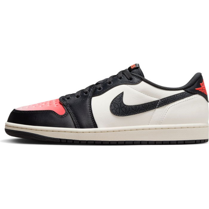 Air Jordan 1 Retro Low x Paris Saint-Germain image n°6