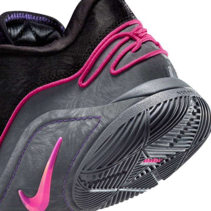 Nike Lebron 22 Tunnel Vision image n°10