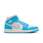 Color Bleu du produit Air Jordan 1 Mid Dark Powder Blue Femme