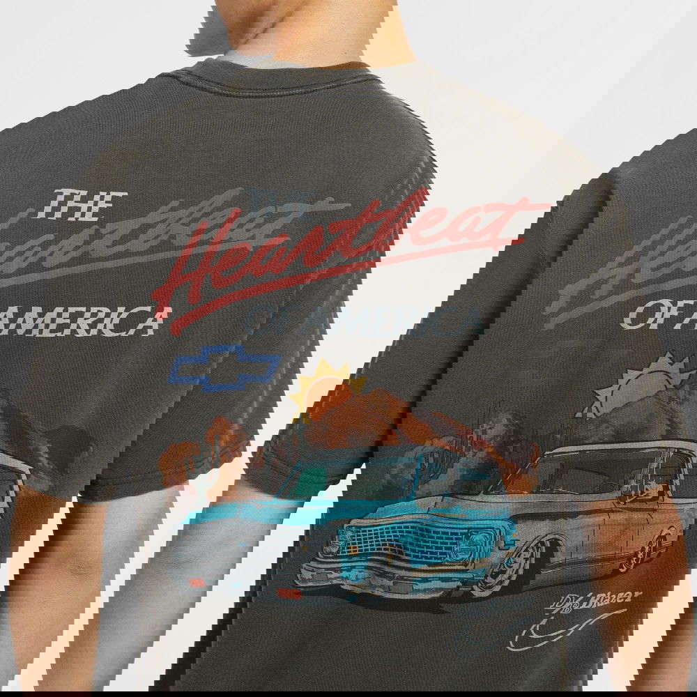 日本未発売 Nike x Devin Booker Chevy Tシャツ Devin Booker x Chevy Apparel Collection Release Date. Nike SNKRS