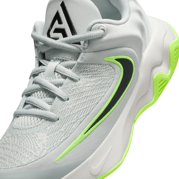 Nike Giannis Immortality 4 Silver Volt Kids GS