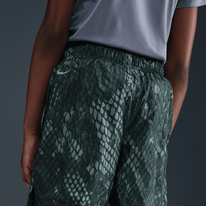 Nike Kobe Woven αντανακλαστικό μαύρο κοντό