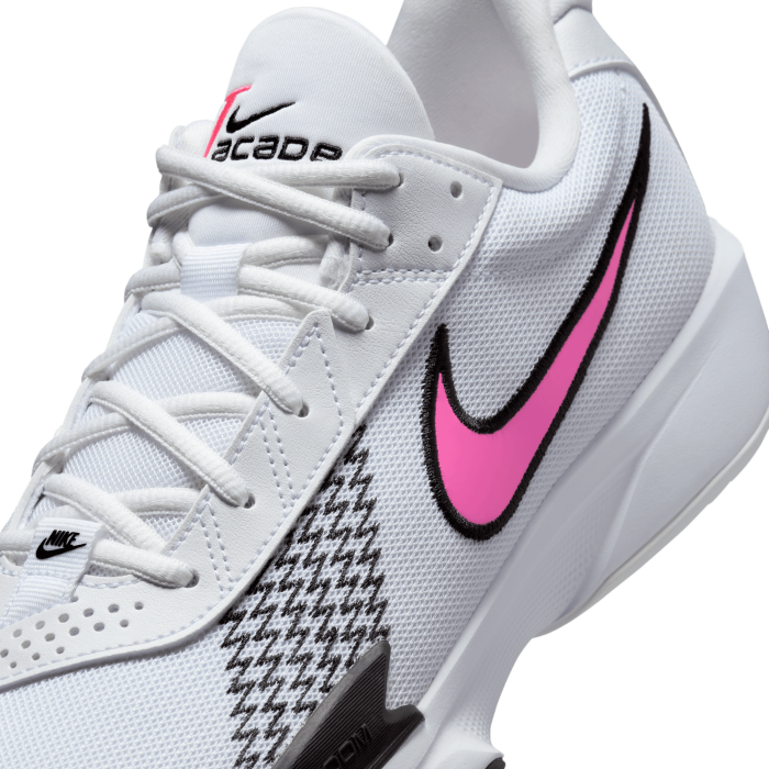 Nike G.T. Cut Academy white pink