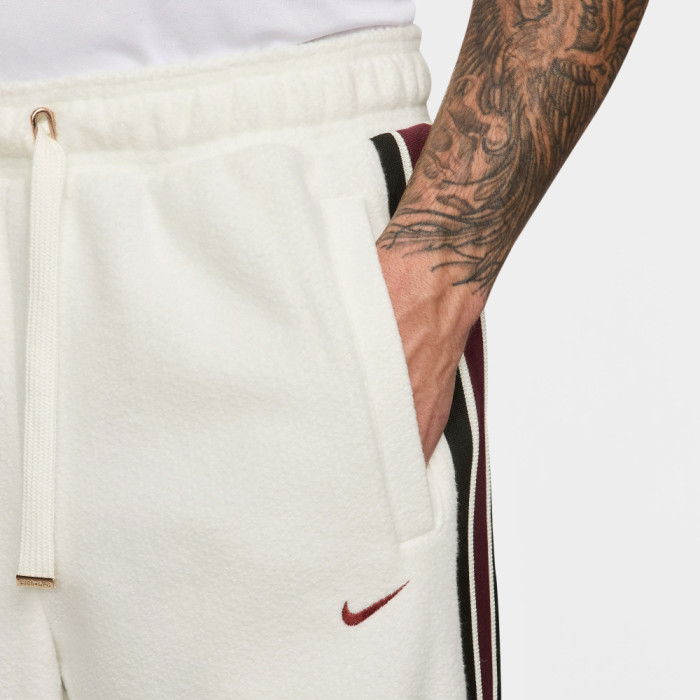 Nike LeBron Standard Issue Pants sail
