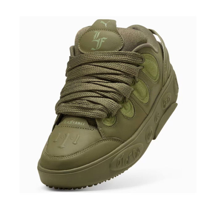 Puma La Francé Oak Tree