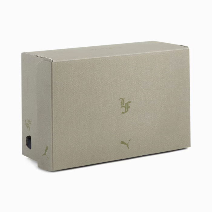 Puma La Francé Oak Tree