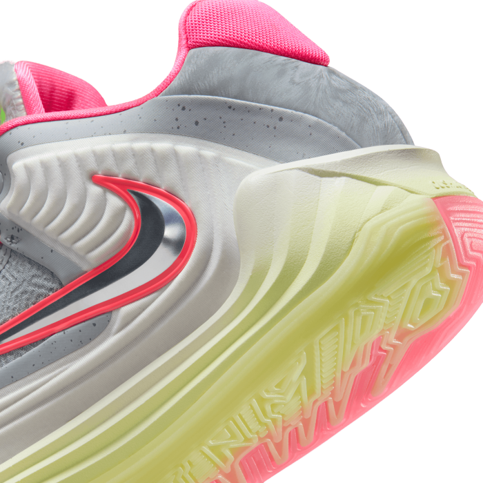 Nike Giannis Freak 7 SE Shapeshift Halloween Pack