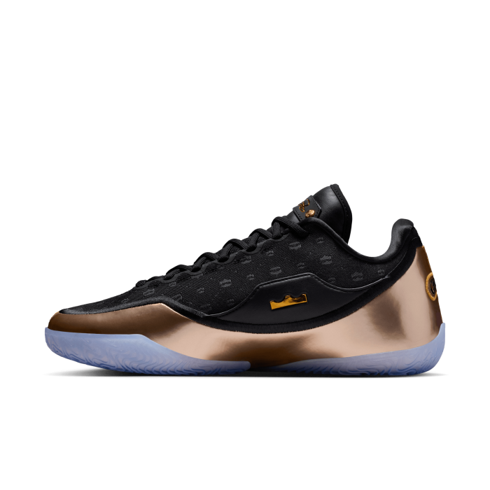 Nike LeBron 23 Vyvolený