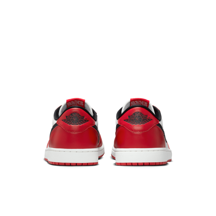 Air Jordan 1 Retro Low OG Chicago