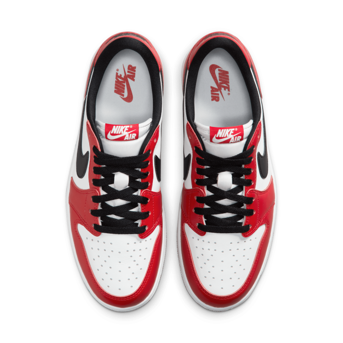 Air Jordan 1 Retro Low OG Chicago