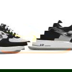 Color Beige / Brun du produit Nike Air Force 1 Low '07 LV8 Blck Patent Camo Swoosh