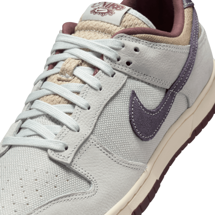 Nike Dunk Low Retro SE Off White/Spruce Aura