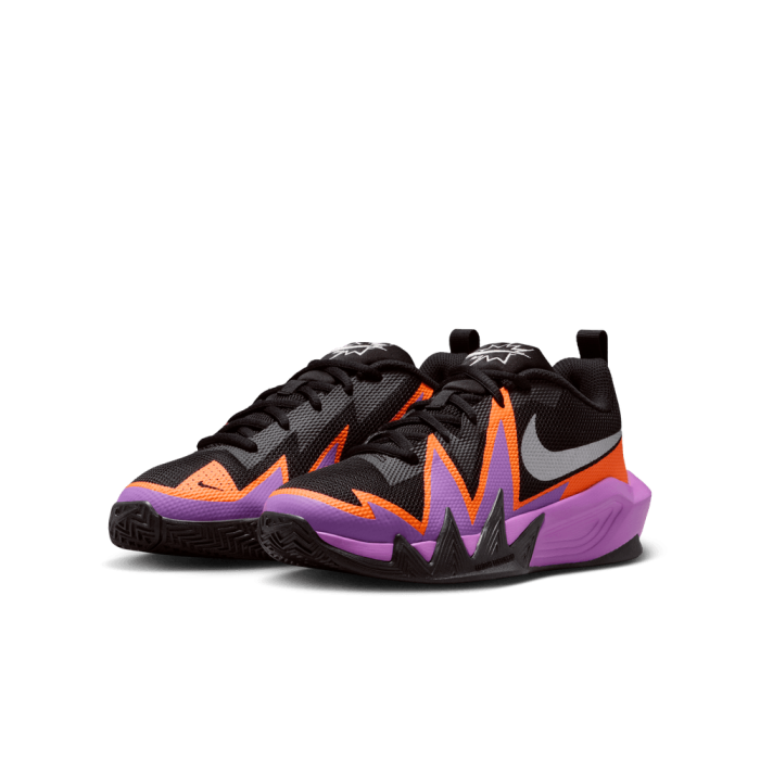 Nike S.T. Dynamite Metallic silver