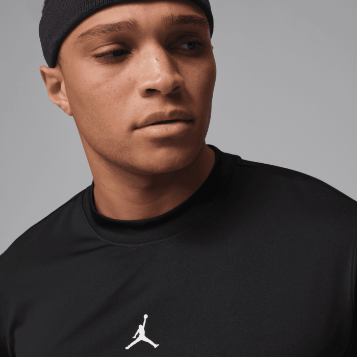 T-shirt Jordan Sport Essentials black