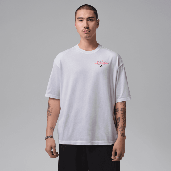 T-shirt Jordan Flight white pink