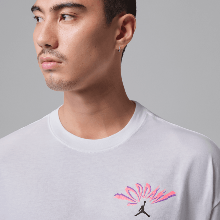 T-shirt Jordan Flight white pink
