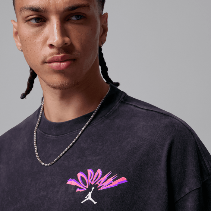 T-shirt Jordan Flight black pink
