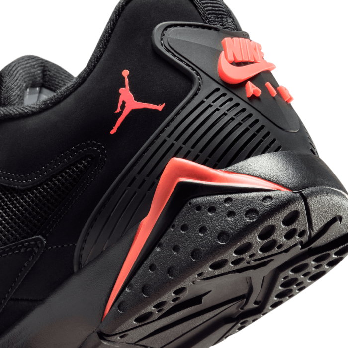 Air Jordan MVP 92 black/infrared