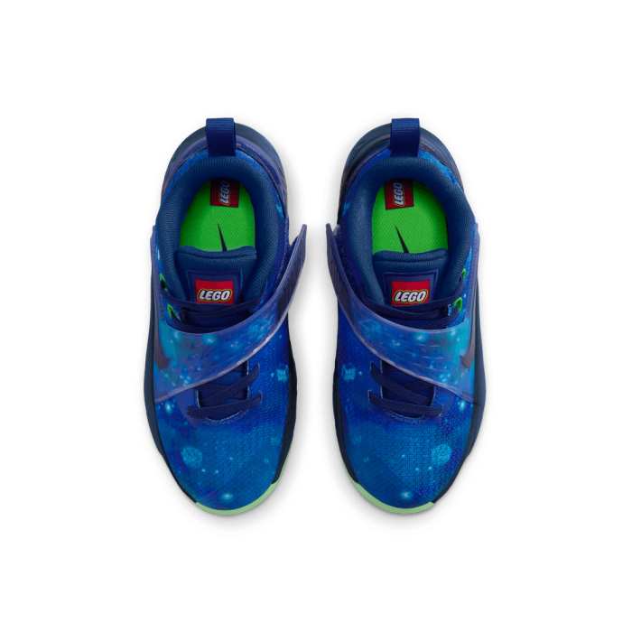 Nike Team Hustle D 12 X Lego® Collection brave blue Enfants PS
