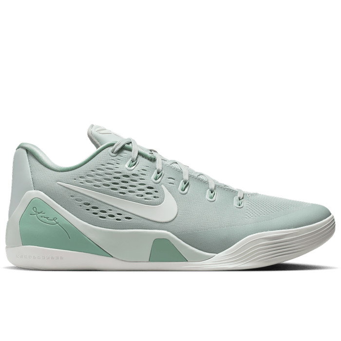 Nike Kobe 9 Low EM Protro Light Silver Steam