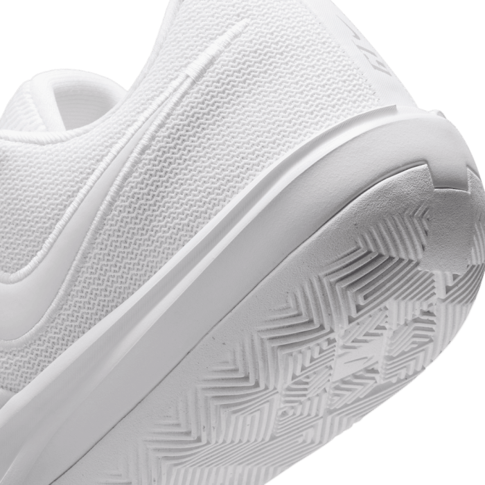 Nike G.T. Cut Academy 2 Triple White
