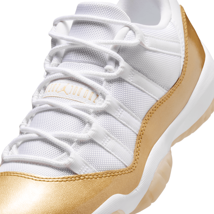 Air Jordan 11 Retro Low Mother's Day