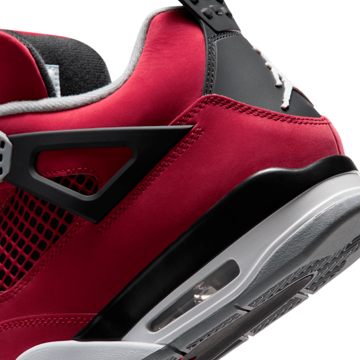 Air Jordan 4 Retro Toro Bravo