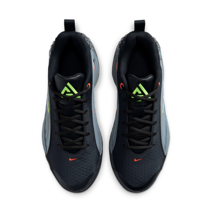 Nike Giannis Immortality 5 black crimson