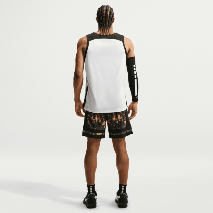 Short Nike Classic Game parachute beige/black/